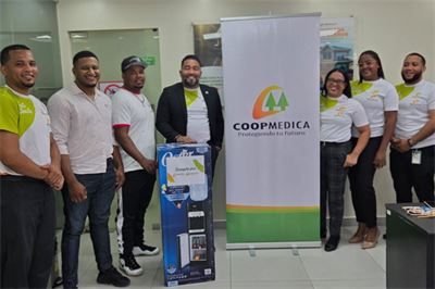Donación de 1 bebedero a la Federación Dominicana de Lucha